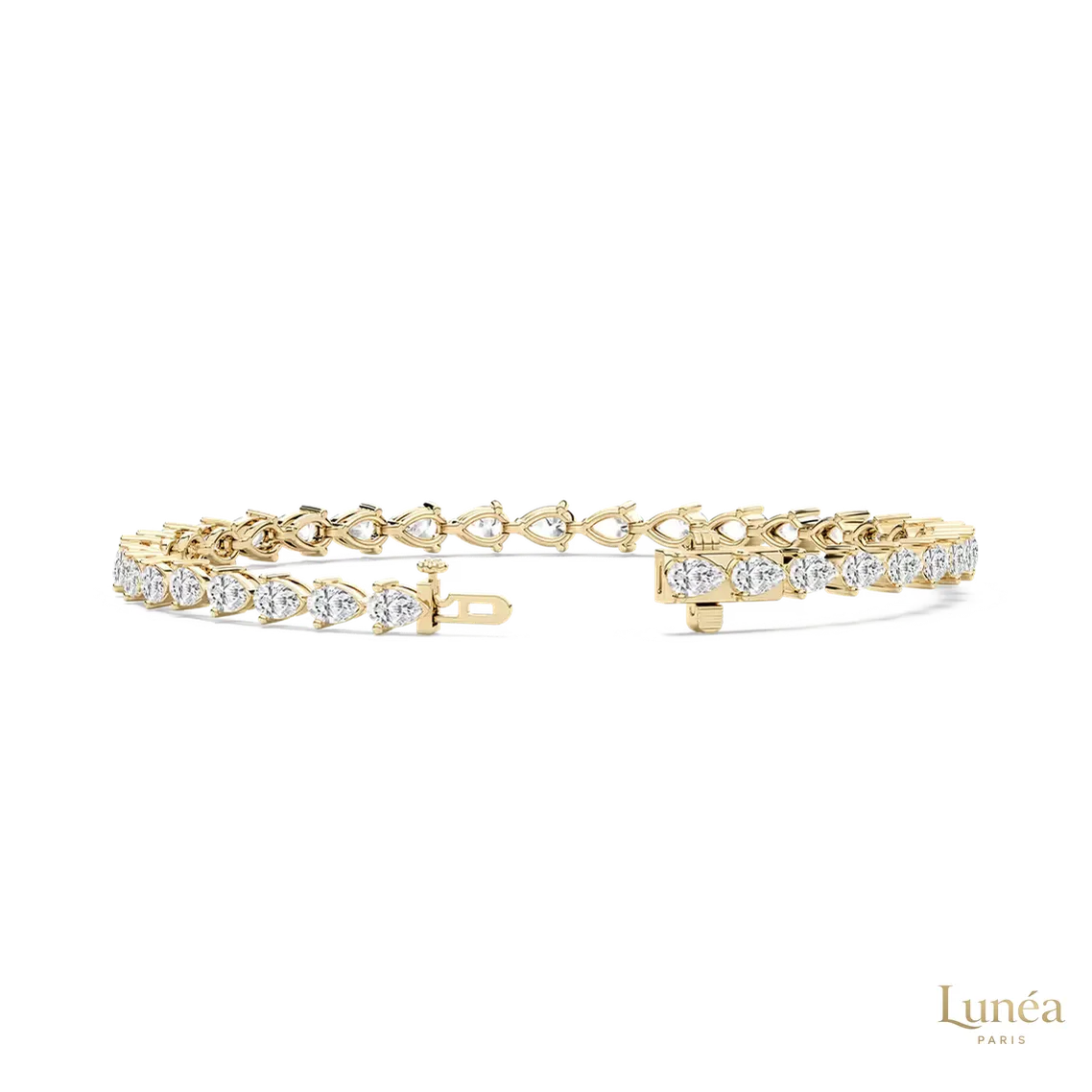5 CT. Pear Lab Diamond Tennis Bracelet | Lab Grown | 14K Gold & Platinum