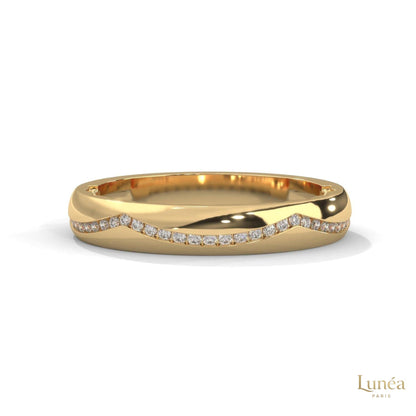 0.20 Ct. Curved Pavé Lab Diamond Wedding Band