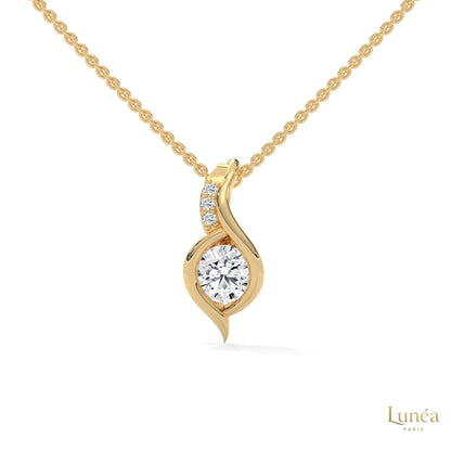 0.30 CT. Lab Diamond Teardrop Pendant