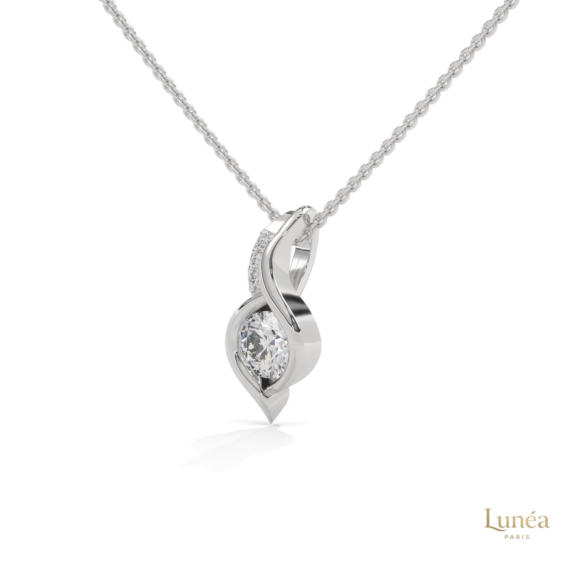 0.30 CT. Lab Diamond Teardrop Pendant