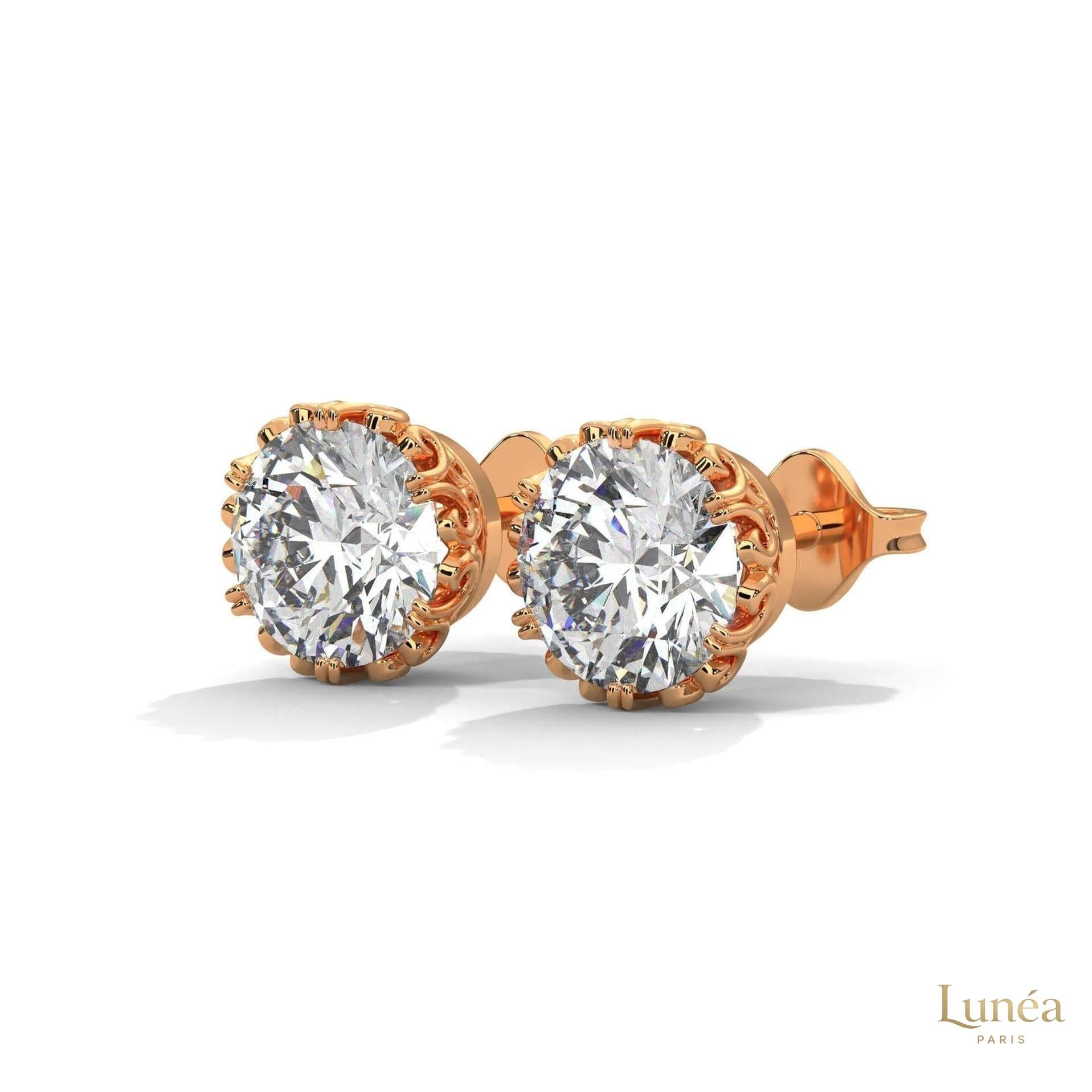 0.90 CT. Floral Lab Diamond Studs