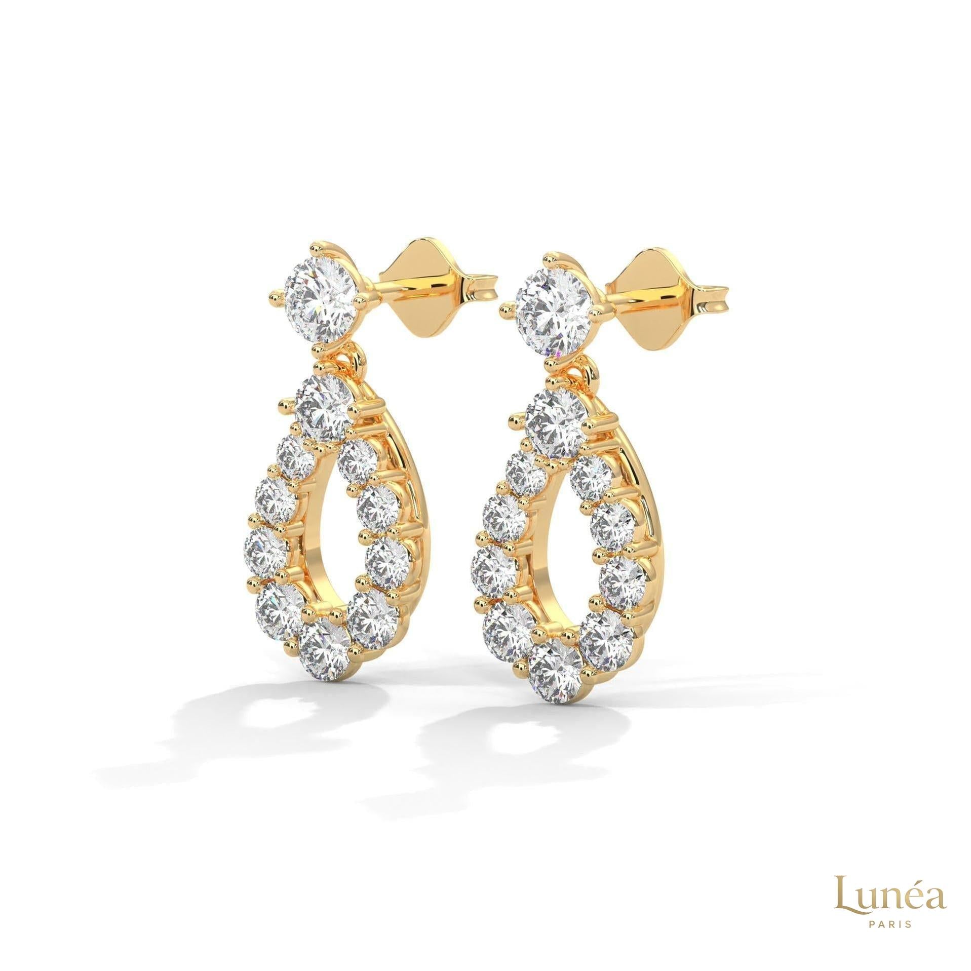 0.90 CT. Teardrop Lab Diamond Earrings