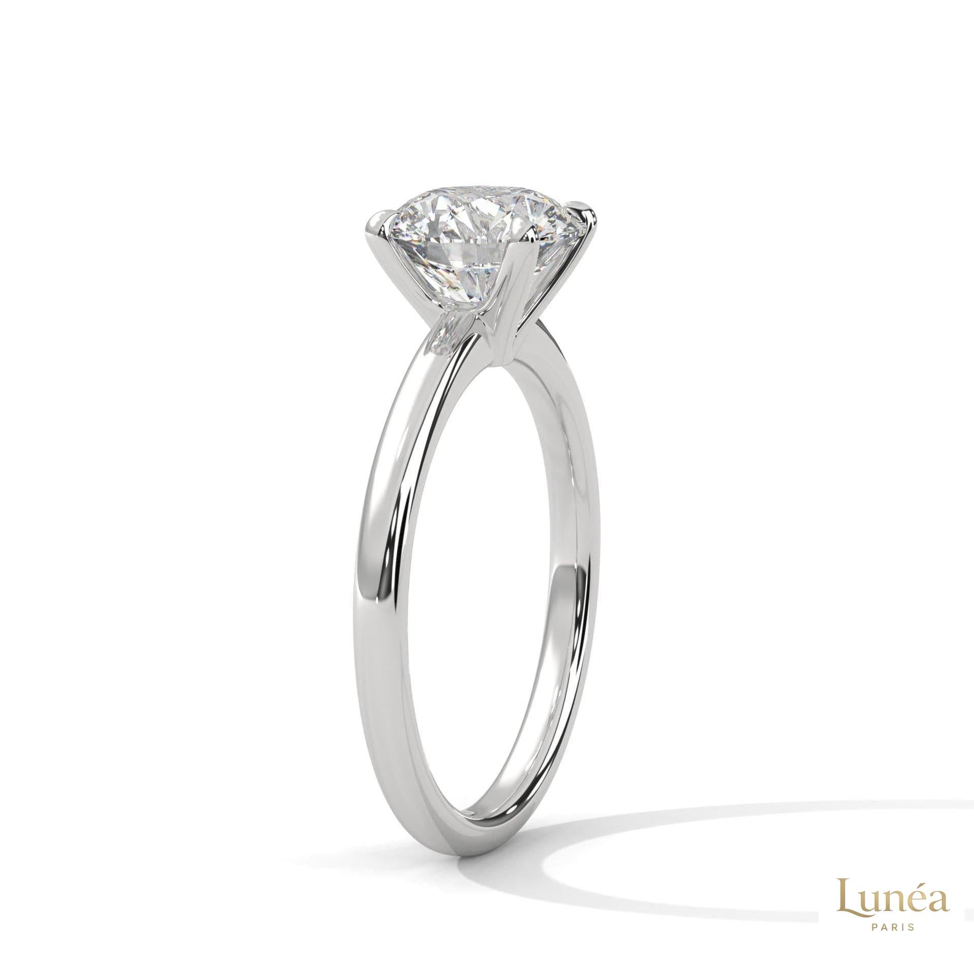 2 Ct. round-Cut Lab Diamond Solitaire Ring