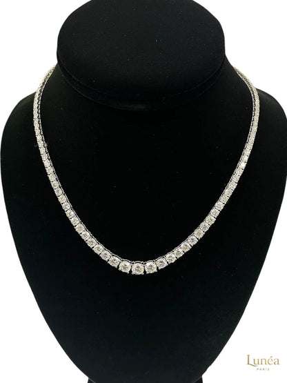 4-Prong graduated tennis necklace in 18 Inch