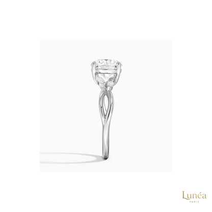Twisted Band Lab Diamond Ring – Luxury Bridal Jewelry | Lab Grown | 14K Gold & Platinum