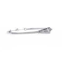 0.6 CTW Pavé Arrow Diamond Bangle in White Gold, view 4 – Lunéa Paris