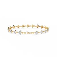 1.1 CTW pavé fan-link round diamond tennis bracelet in Yellow Gold, clasp-side flat view – Lunéa Paris
