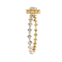 1.7 CTW princess-center and round diamond link tennis bracelet in Yellow Gold, upright side profile – Lunéa Paris
