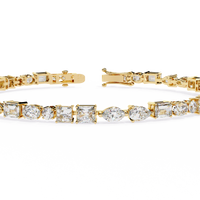 5.7 CTW multi-shape lab-grown diamond tennis bracelet in Yellow Gold, close front detail – Lunéa Paris