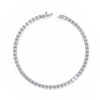 3.5 CTW emerald-cut lab-grown diamond tennis bracelet in White Gold, circular profile showing the clasp – Lunéa Paris