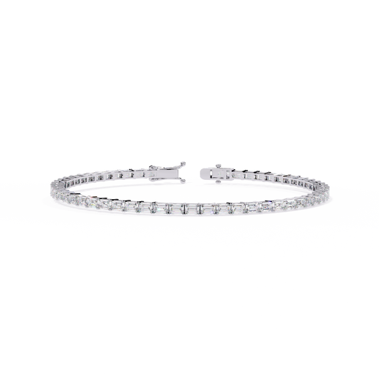 3.5 CTW emerald-cut lab-grown diamond tennis bracelet in White Gold, front-facing flat view – Lunéa Paris