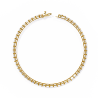 3.5 CTW emerald-cut lab-grown diamond tennis bracelet in Yellow Gold, circular profile showing the clasp – Lunéa Paris