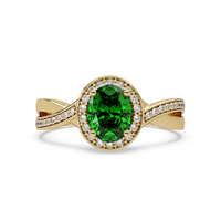 0.6 CTW Oval Halo Split Shank Colorstone Ring with Emerald Green center in 14K Yellow Gold – Lunéa Paris