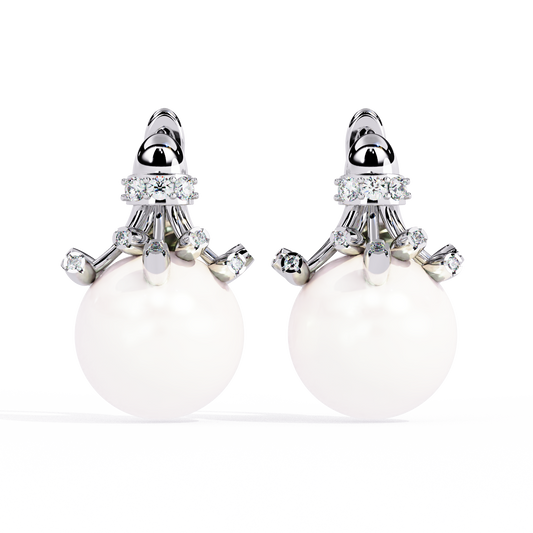 0.4 CTW round diamond pearl sculptural hoop-drop earrings in White Gold, front view – Lunéa Paris