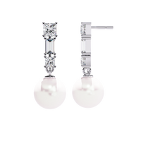 2.1 CTW princess and baguette diamond pearl drop earrings in White Gold, side view – Lunéa Paris