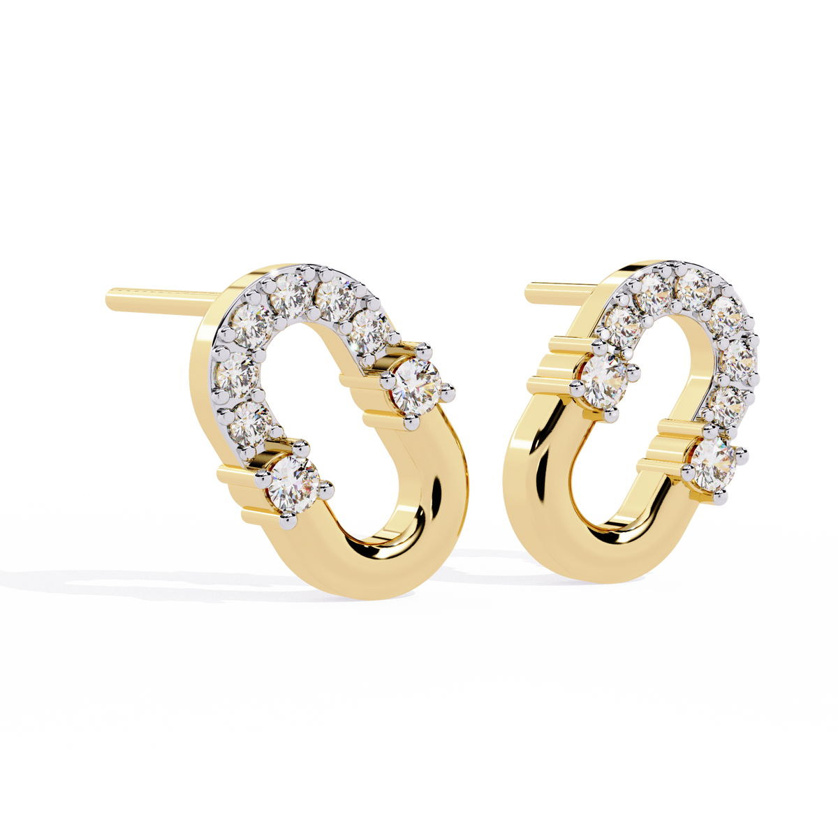 0.2 CTW round diamond oval-link stud earrings in Yellow Gold, angled view – Lunéa Paris