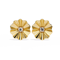 0.1 CTW round diamond fluted floral stud earrings in Yellow Gold, front view – Lunéa Paris