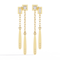 0.7 CTW princess baguette and round diamond double-chain drop earrings in Yellow Gold, front view – Lunéa Paris